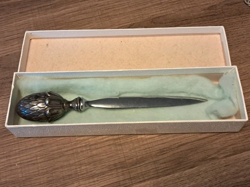 Brieföffner mit zirbelnuss - brieföffner,